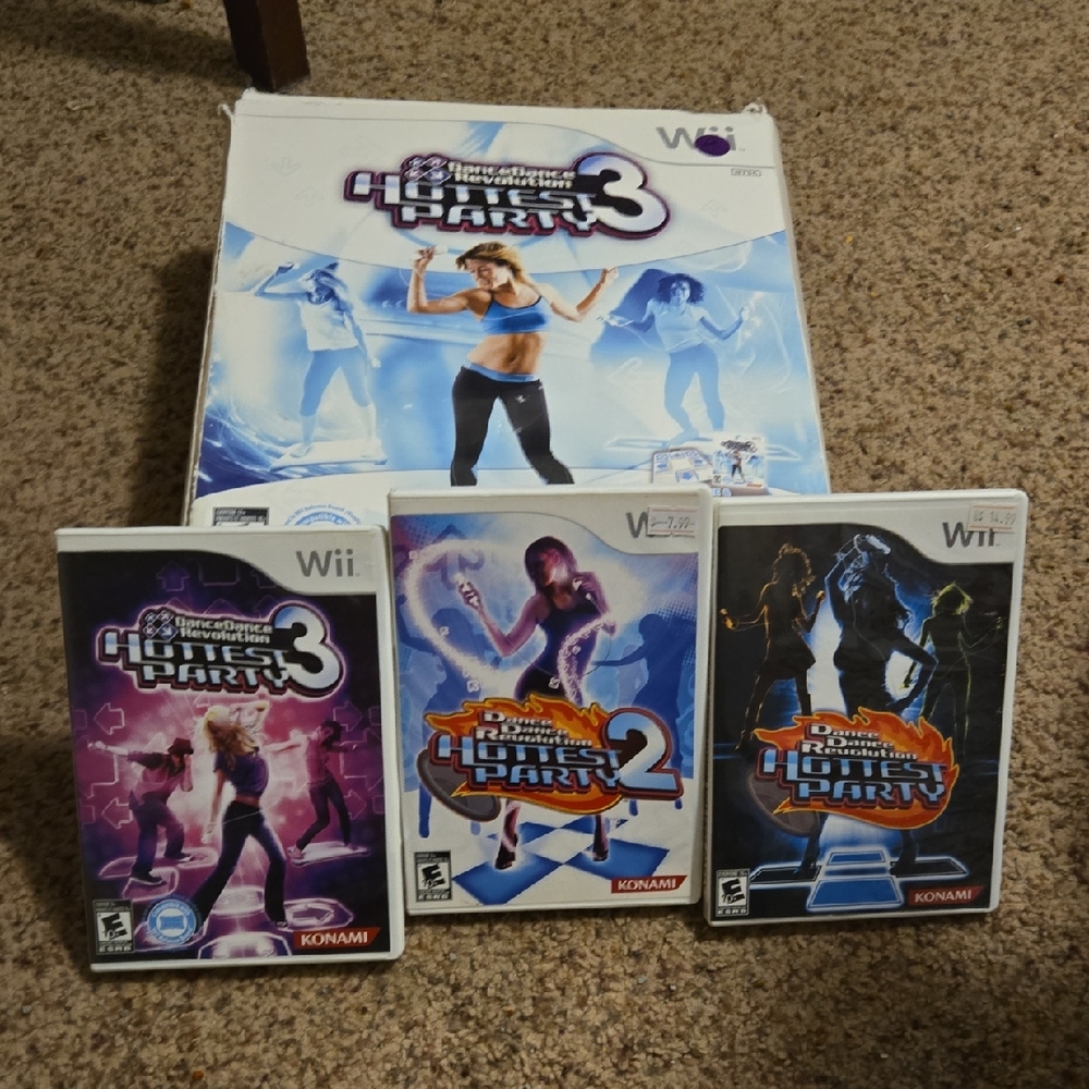 Dance Dance Revolution Hottest Party Wii Game Set